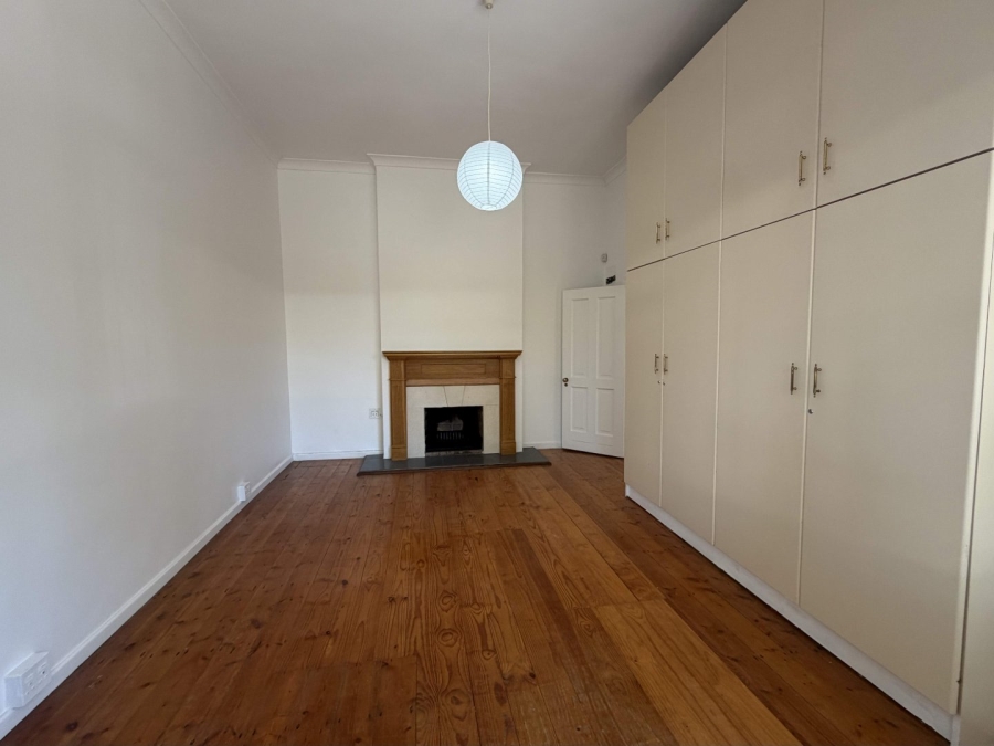 To Let 4 Bedroom Property for Rent in Rondebosch Village Western Cape